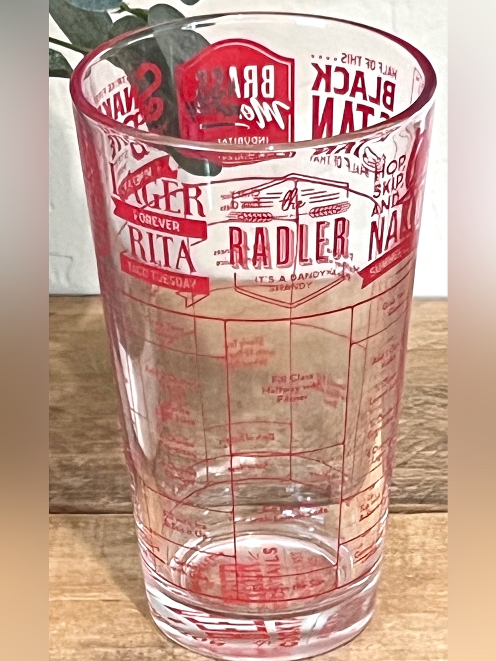 Fred & Friends Good Measure Beer Cocktail Recipe Pint Glass - Picture 4 of 5